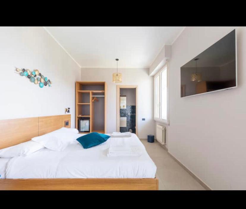 Frontemare Bed & Breakfast Формия Екстериор снимка