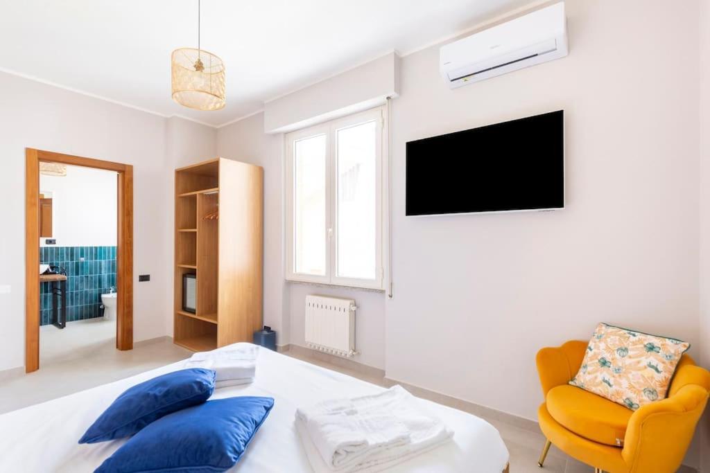Frontemare Bed & Breakfast Формия Екстериор снимка